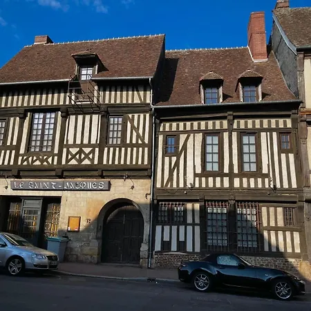Saint Jacques Bed & Breakfast *